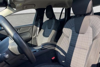 Volvo V60 B3 B Momentum Pro aut