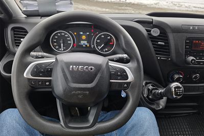 Iveco Daily 50C16 Zabudowa 10EP + Winda
