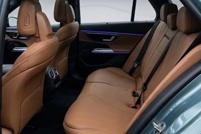 Mercedes Klasa E Kombi 220 d 4-Matic AMG Line