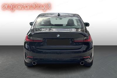 BMW Seria 3 318i Advantage