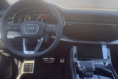 Audi Q8 SQ8 TFSI quattro