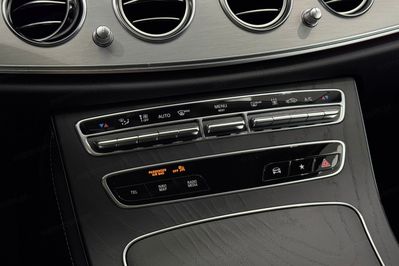 Mercedes Klasa E 220 d 4MATIC AMG/Avantgarde