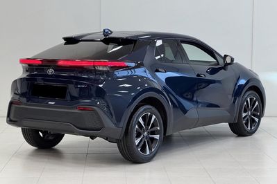 Toyota C-HR Style 2.0 Hybrid AWD