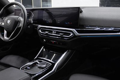 BMW Seria 3 318i M Sport aut