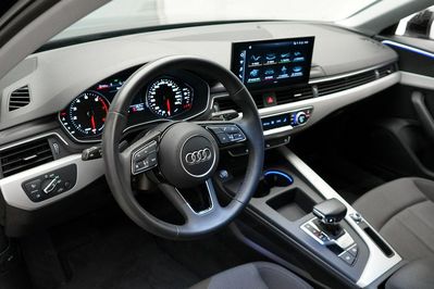 Audi A4 35 TFSI S Line