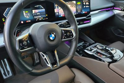 BMW Seria 5 520d M Sport