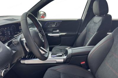 Mercedes GLB 220  4-Matic AMG Line