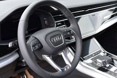 Audi Q7 50 TDI quattro S Line