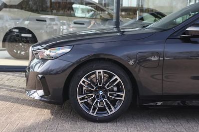 BMW Seria 5 530e M Sport
