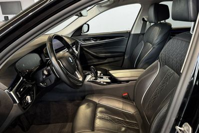 BMW Seria 5 Touring 530i xDrive Sport Line