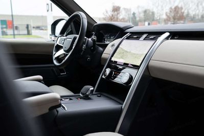 Land Rover Discovery D250