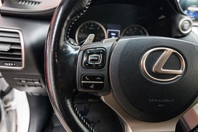 Lexus NX 200t Comfort AWD