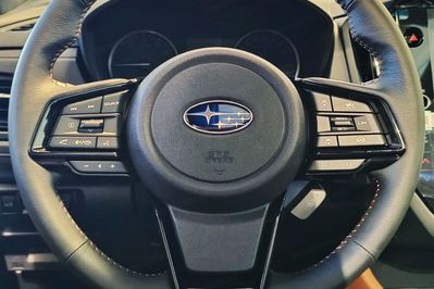 Subaru Forester e-Boxer Platinum  2.0i-L