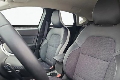 Renault Captur TCe mHEV Techno