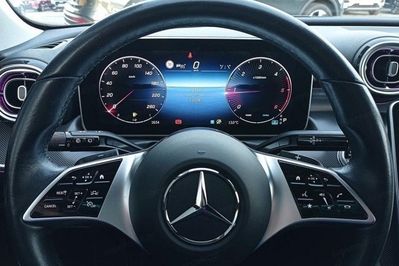 Mercedes Klasa C Kombi 220 d 4-Matic Avantgarde