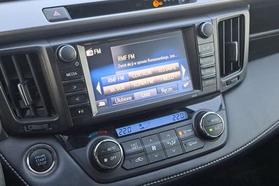 Toyota RAV4 2.0 D-4D Prestige 4x2