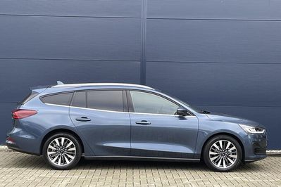 Ford Focus Titanium X 1.0 EcoBoost mHEV