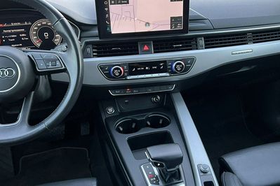 Audi A4 Avant 45 TFSI quattro S Line