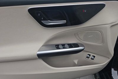 Mercedes Klasa C 300 e T Avantgarde