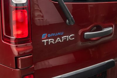 Renault Trafic Kombi L2H1 AT9