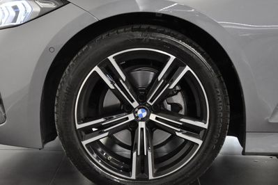 BMW Seria 3 320i M Sport