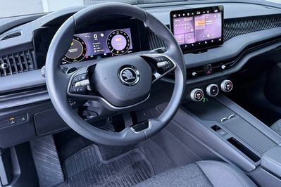 Skoda Superb TSI Essence DSG