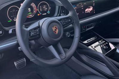 Porsche Cayenne Coupe Black Edition