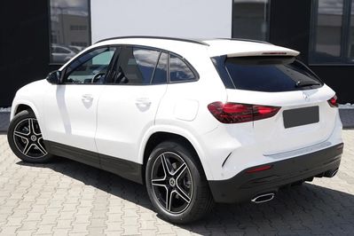 Mercedes GLA 200 AMG Line
