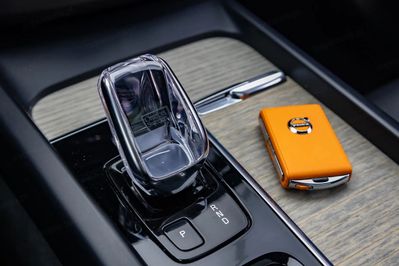 Volvo XC60 T6 Plug-In Hybrid AWD Plus Bright