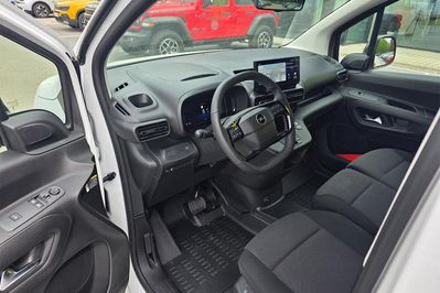 Opel Combo Van Cargo L2H1 EAT8