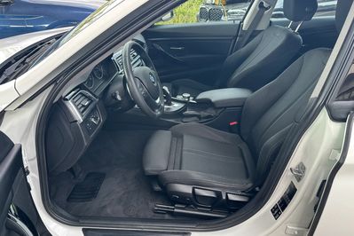 BMW Seria 3 Gran Turismo 320d xDrive Advantage aut