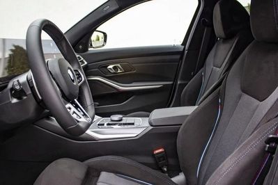 BMW Seria 3 330i xDrive M Sport