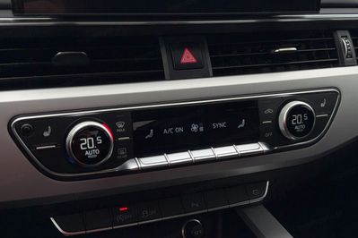 Audi A4 35 TFSI mHEV S Line