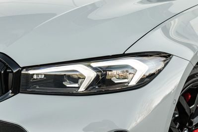 BMW Seria 3 330i xDrive M Sport sport-aut