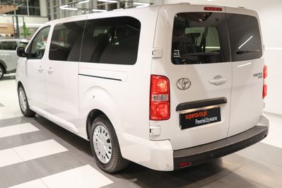 Toyota Proace Verso 2.0 D4-d Long Business