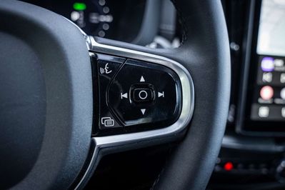 Volvo XC60 B5 AWD Ultra Black Edition