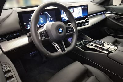 BMW Seria 5 520d xDrive mHEV M Sport aut