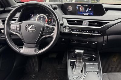 Lexus UX 200 GPF Business Edition 2WD