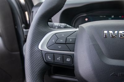 Iveco Daily 35S18 Zabudowa 10EP