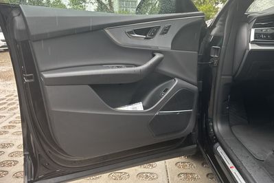 Audi Q8 50 TDI quattro Tiptronic