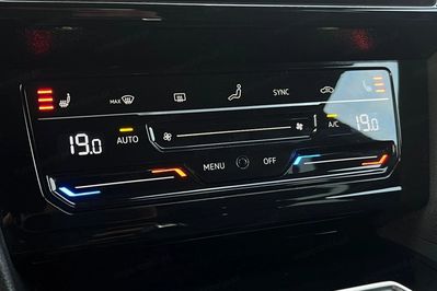 Volkswagen Arteon 2.0 TSI GPF R-Line DSG