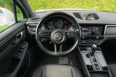 Porsche Macan Standard