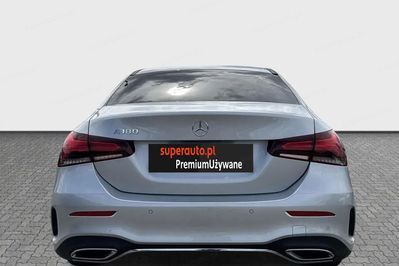 Mercedes Klasa A 180 AMG Line 7G-DCT