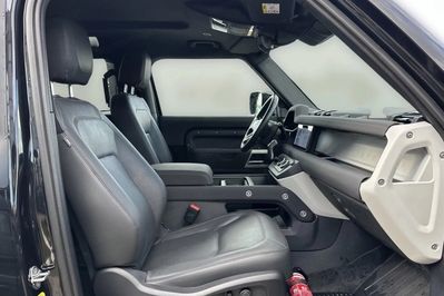 Land Rover Defender 90 D300  SE