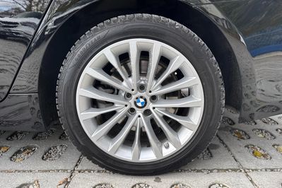 BMW Seria 5 530i xDrive Luxury Line