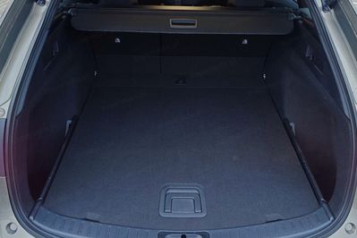 Suzuki Swace 1.8 Hybrid Premium Plus CVT