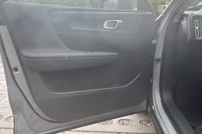 Volvo XC40 B3 Essential