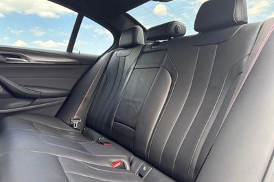 BMW Seria 5 M5