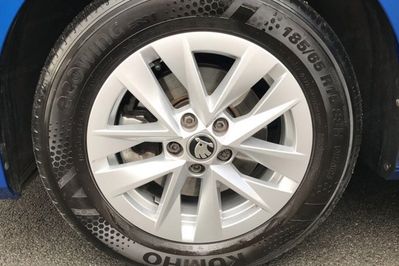 Skoda Fabia Edition 130 1.0 MPI