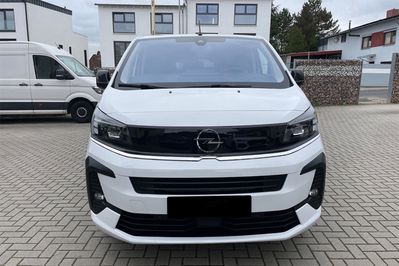 Opel Zafira Life Extra Long L2H1 Business AT8